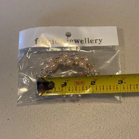 Hair Accessory - Picture 3 of 4